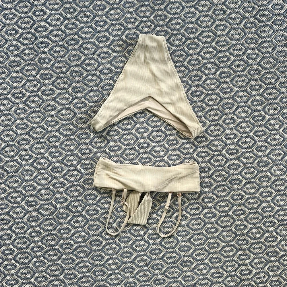 Frankie’s Bikinis Enzo Set in Tan